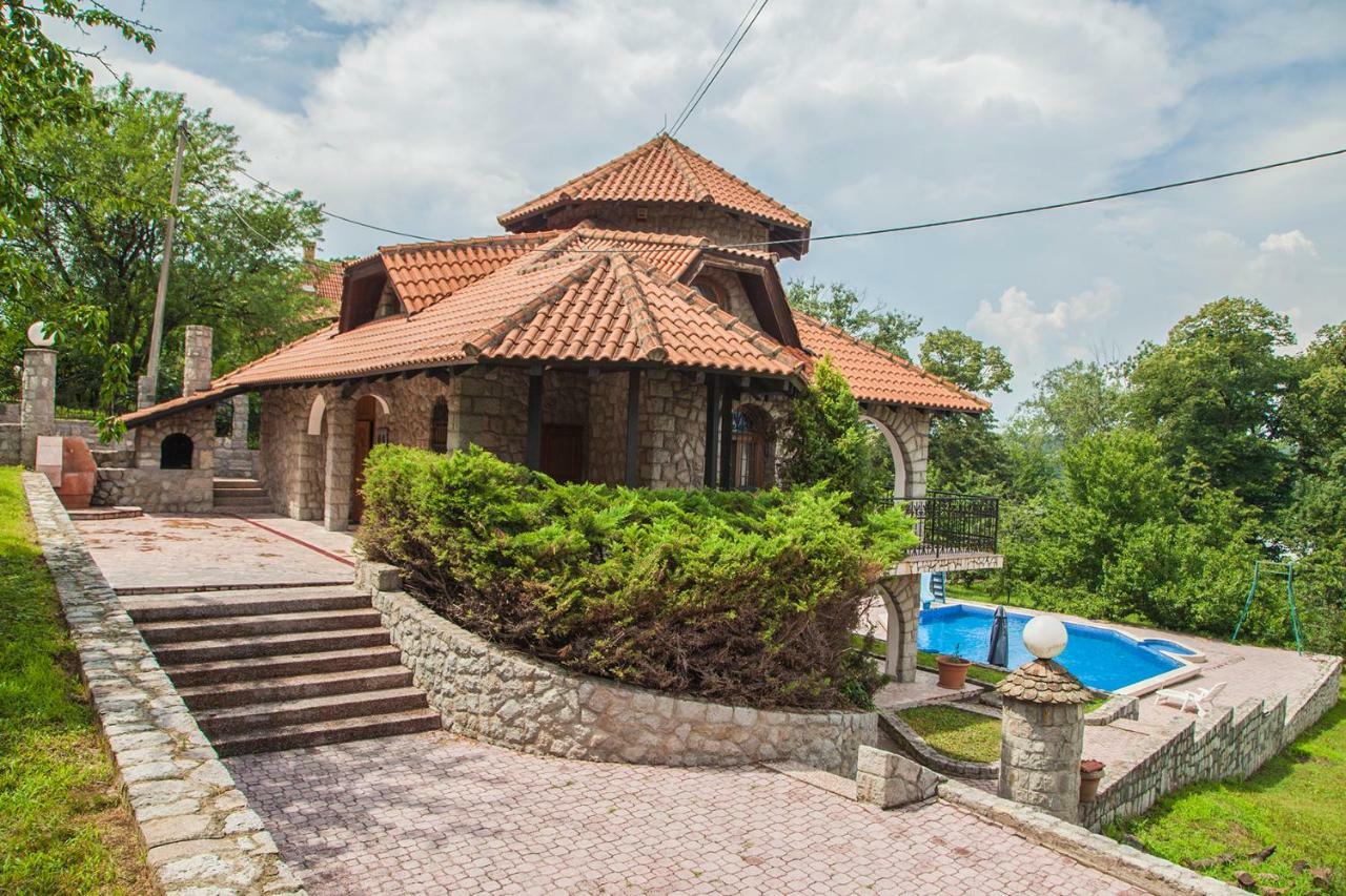 Exclusive House Legacy Villa Smederevo Buitenkant foto